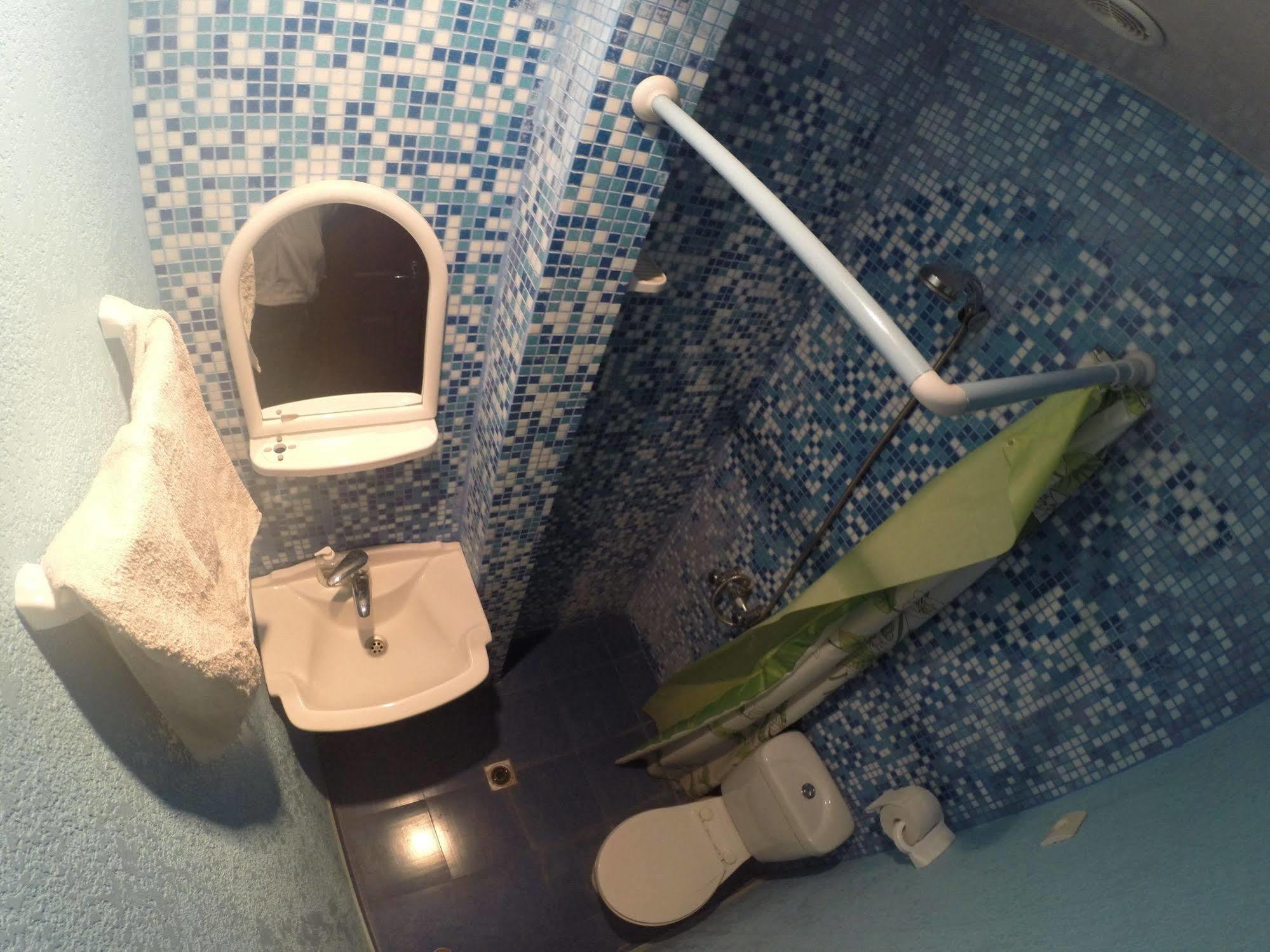 Glide Hostel Ереван Екстериор снимка